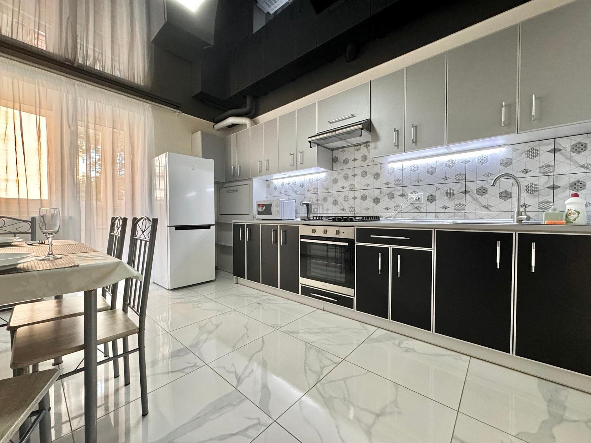 Apartpoltava 2 Окремі Кімнати, Новобудова, Два Великих Ліжка Центр, Корпусний Сад Kültér fotó